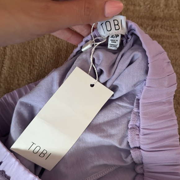 Tobi lavender lace mini skirt - Picture 3 of 3